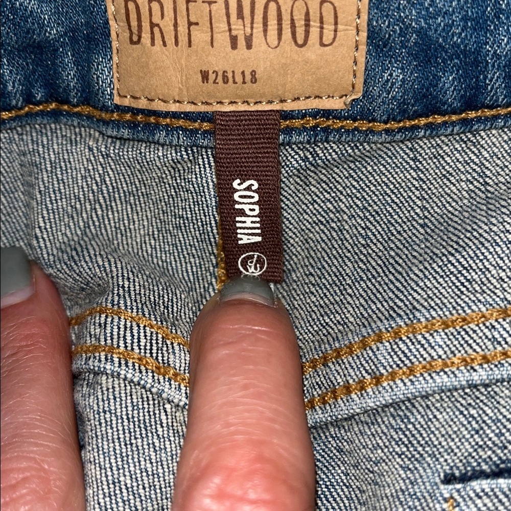 Driftwood ‘Sophia’ Denim Skirt with Floral Embroidery Sz 26 - Picture 5 of 8